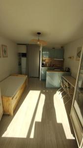 Maisons de vacances Breathtaking sea viewT3 for 6 pool parking : photos des chambres