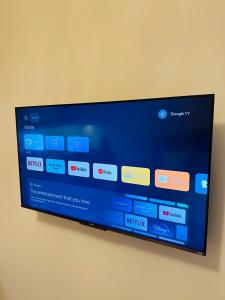 NEW Cozy design studio near the river