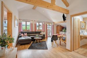 Neubau - Ferienwohnung Waldblick