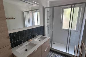 Apartment with terrace in Roquebrune-sur-Argens