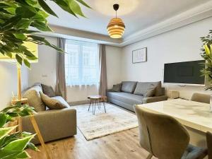 Innere Stadt I City Centre I Designer Flat