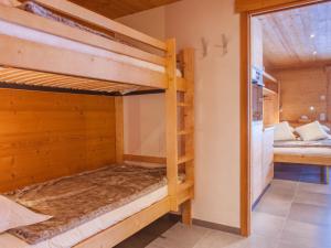 Studio montagnard avec balcon, vue montagnes et accès bien-être - FR-1-467-38