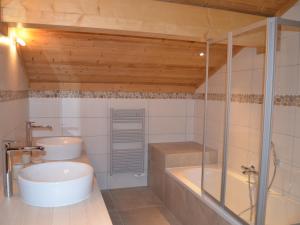 Chalet moderne 5 étoiles pour 10 pers avec parking au Grand-Bornand - FR-1-467-93