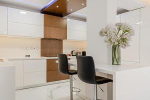 Beachfront Luxury Apartment