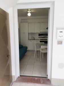 3 min to Beach Apt AC w Garden or Balcony - Il Lupo Affitta