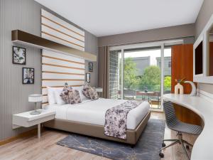 The Atara Near Golf Course Road