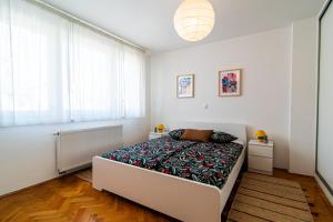 Flexible SelfCheckIns 96 - Zagreb - 2 Bedrooms - WIFI