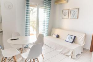 Mola Kaliva Seaview Retreat