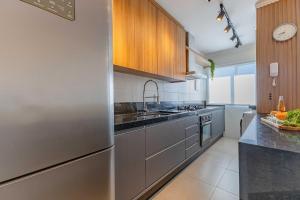 Apto 2 dormitórios na praia de Bombas - 6 pessoas