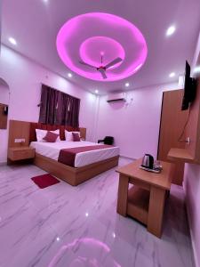 Skyline Hotel - Near Ram Mandir