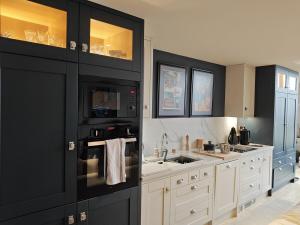 Charming Killinchy Manor Retreat