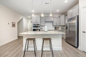 The Townes at Barefoot #5208