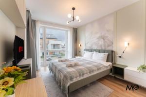 MoHost Uno - Elevated Stay with Mountain Views