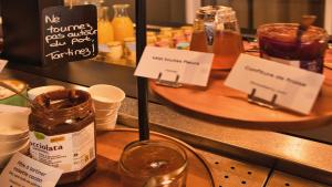 Hotels Campanile NATURE - Dreux : photos des chambres
