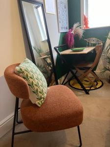 Ensuite Victorian Double, excellent transport links