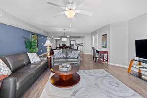 Yacht Club Villas #3-502