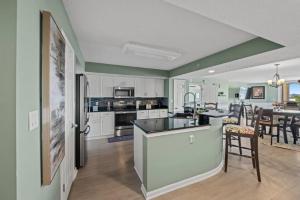 Yacht Club Villas #2-502