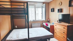 Super apartment between beach and city center