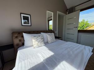 Stylish & Sunny Stay - Near Palanga Concert Hall - No 21