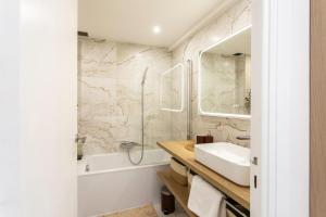 Appartements 86m- Spacious 3 room apartment with large terrace : photos des chambres