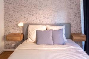 86m- Spacious 3 room apartment with large terrace