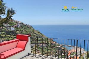 OurMadeira - Casa do JĂșlio, Calheta beach view