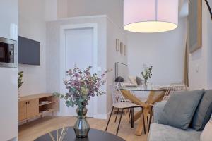 Romantic Suite Roig Arena N1 Virkin Suites