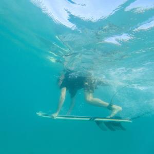 Santa Teresa Manzanillo Walk to Beach, New Home, Center of Tranquil Town