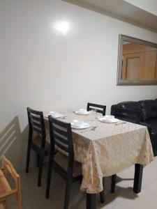 349-1br 1bed quenn 1sofa bed 2extra mattress moa view with balcony