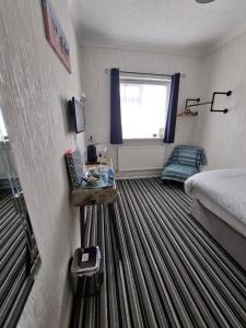 Single Room with Shared Bathroom room in Westbrook Lodge Guest House