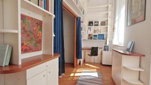 The Lemon House img30