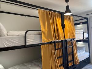 Auberges de jeunesse Lourdes Backpackers : Lit dans Dortoir Mixte de 4 Lits