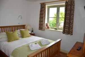 Hazel - 3 Bed accessible holiday cottages