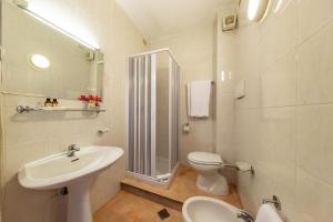 Standard Double or Twin Room room in Rina Hotel