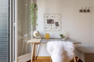 Bright and comfortable- 2 bedrooms 1 bathroom- Cruz - MintyStay- Sol