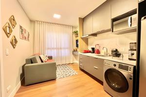 LUXUOSo# Apto no Batel com garagem e Ar Condiciona