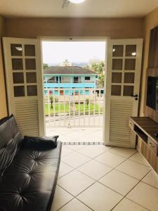 Apê lindo 1 min a pé da Praia Grande-O mais perto!