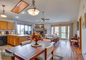 Golf Course Views w Fireplace & Resort Amenities
