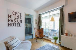 Chez Stéphanie De - Superbe studio design en centre ville avec piscine