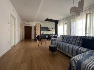 Dimora 4CavallucciMarini