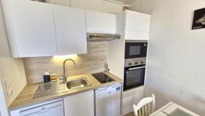 Appartements Saint Georges de Didonne - VUE MER pour ce STUDIO COSY en rez-de-chaussee : photos des chambres