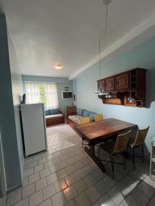 Apt quarto e sala Angra Inn