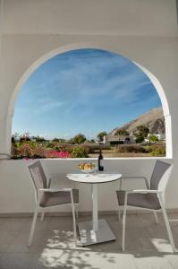 Blue Sapphire Perissa Hotel