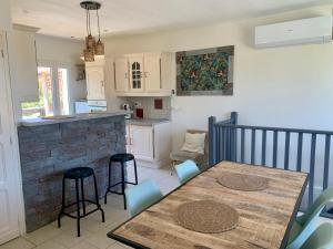Maisons de vacances La villa Jeanne- Charmante maison avec tres belle terrasse couverte a 10 min du centre de Salies de Bearn : photos des chambres