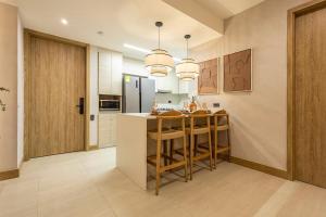 Luxury Oasis Private Pool Wine BBQ and Sea