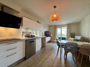 Appartements Entre mer & piscine Maison familiale pour 6 : photos des chambres