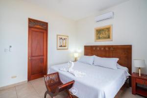 Bahia Azul 2A beachfront, Jaco Beach, 1st floor