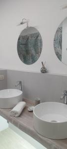 Sotto il Portico Home