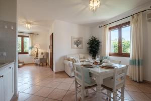 Mare e Centro 5 min auto - con Wi-fi, Netflix e A-C img11