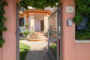 Mare e Centro 5 min auto - con Wi-fi, Netflix e A-C img26